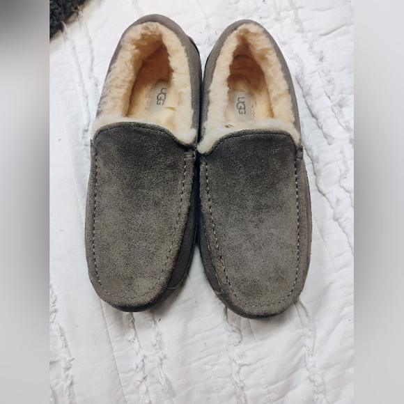 UGG Gray Mens Hard Bottom House Shoes. main image 6